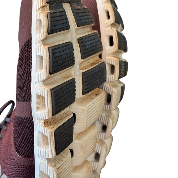 On Running Men’s Cloud 5 Sneakers - Picture 7 of 12